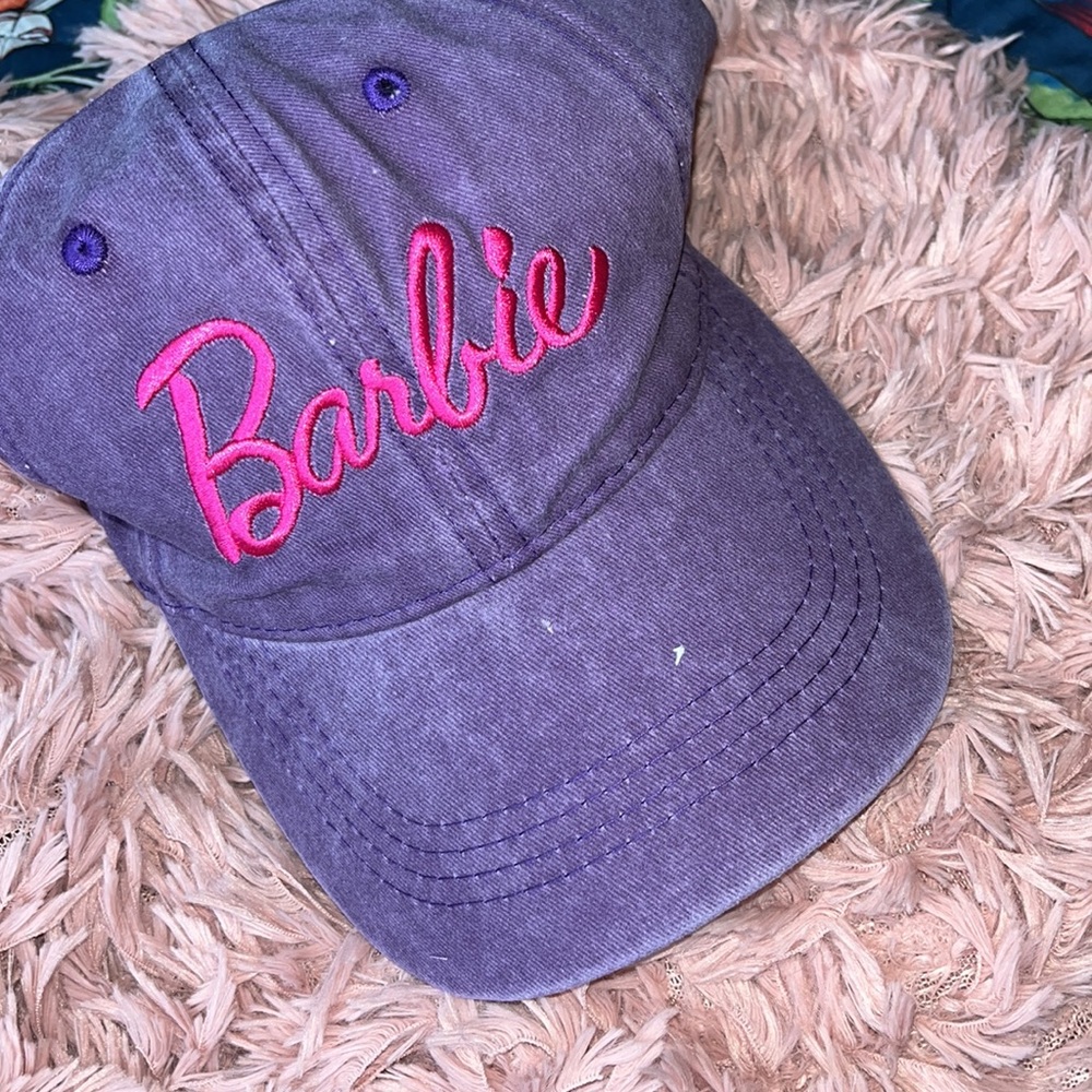 𝑩𝒂𝒓𝒃𝒊𝒆 Adjustable Cap